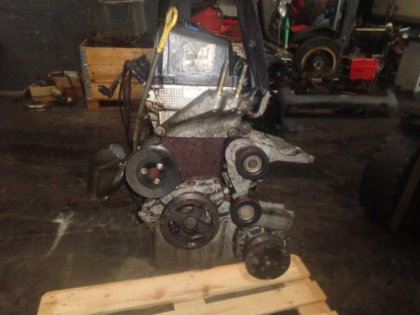 MOTEUR FORD 1.3 ESSENCE - Vue 4